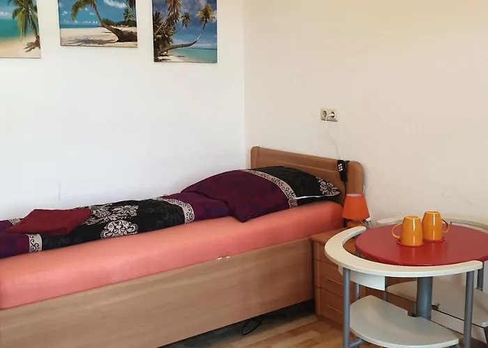 Pavillon بيت ضيافة *