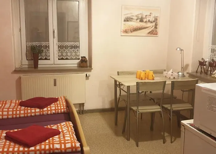 Pavillon بيت ضيافة *